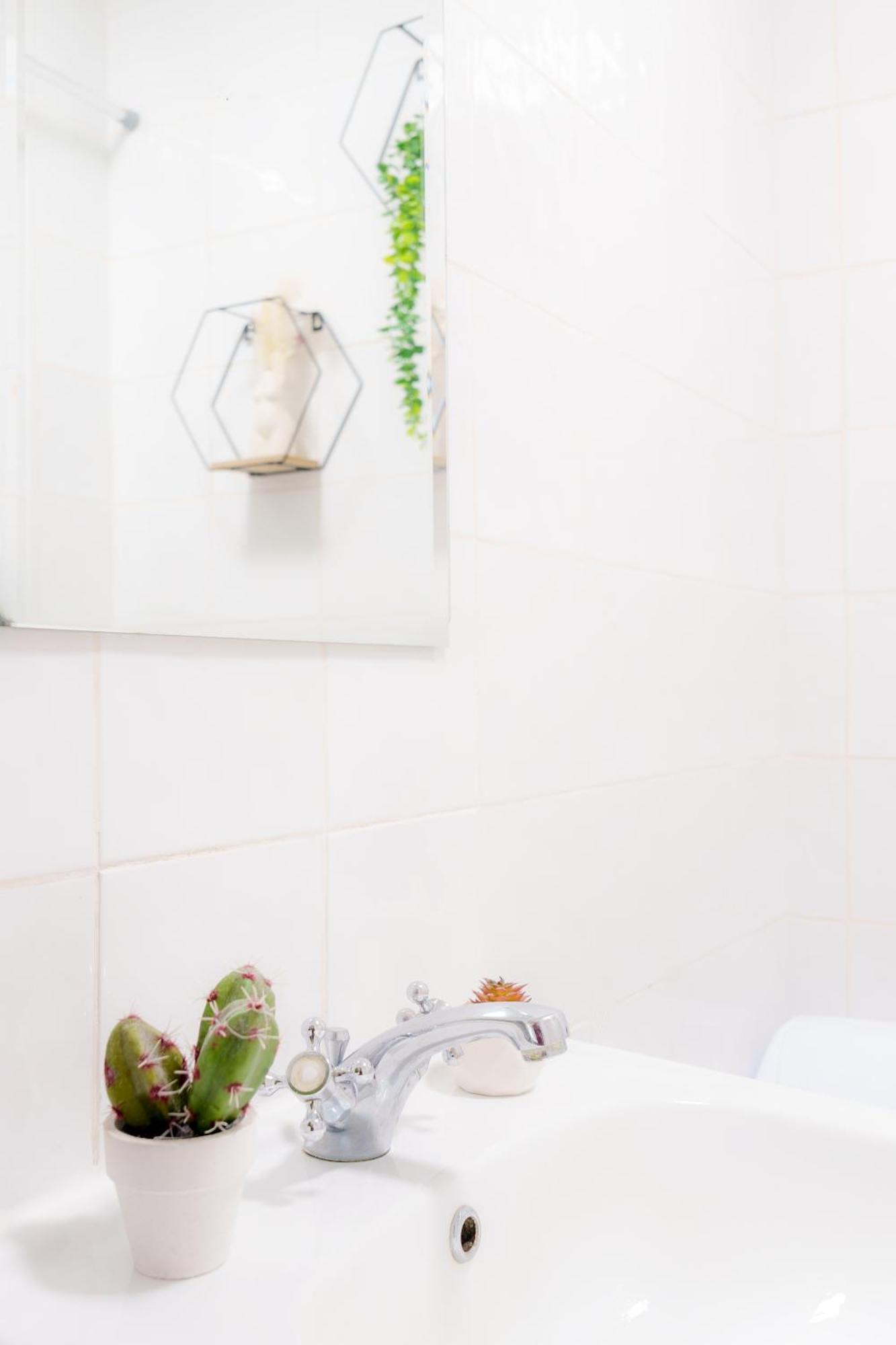 Spacious 2Bd 2Baths Apartment In Central 런던 외부 사진